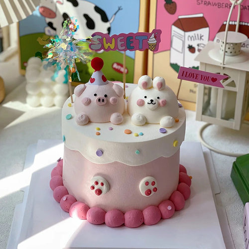 网红奶酪蛋糕装饰摆件卡通可爱小猪小狗摆件蜡烛HB彩旗插牌插件