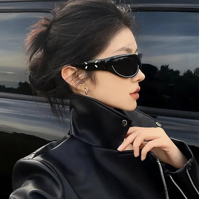 2025新年款高级感发箍墨镜女时髦辣妹风窄框骑行眼镜开车遮太阳镜