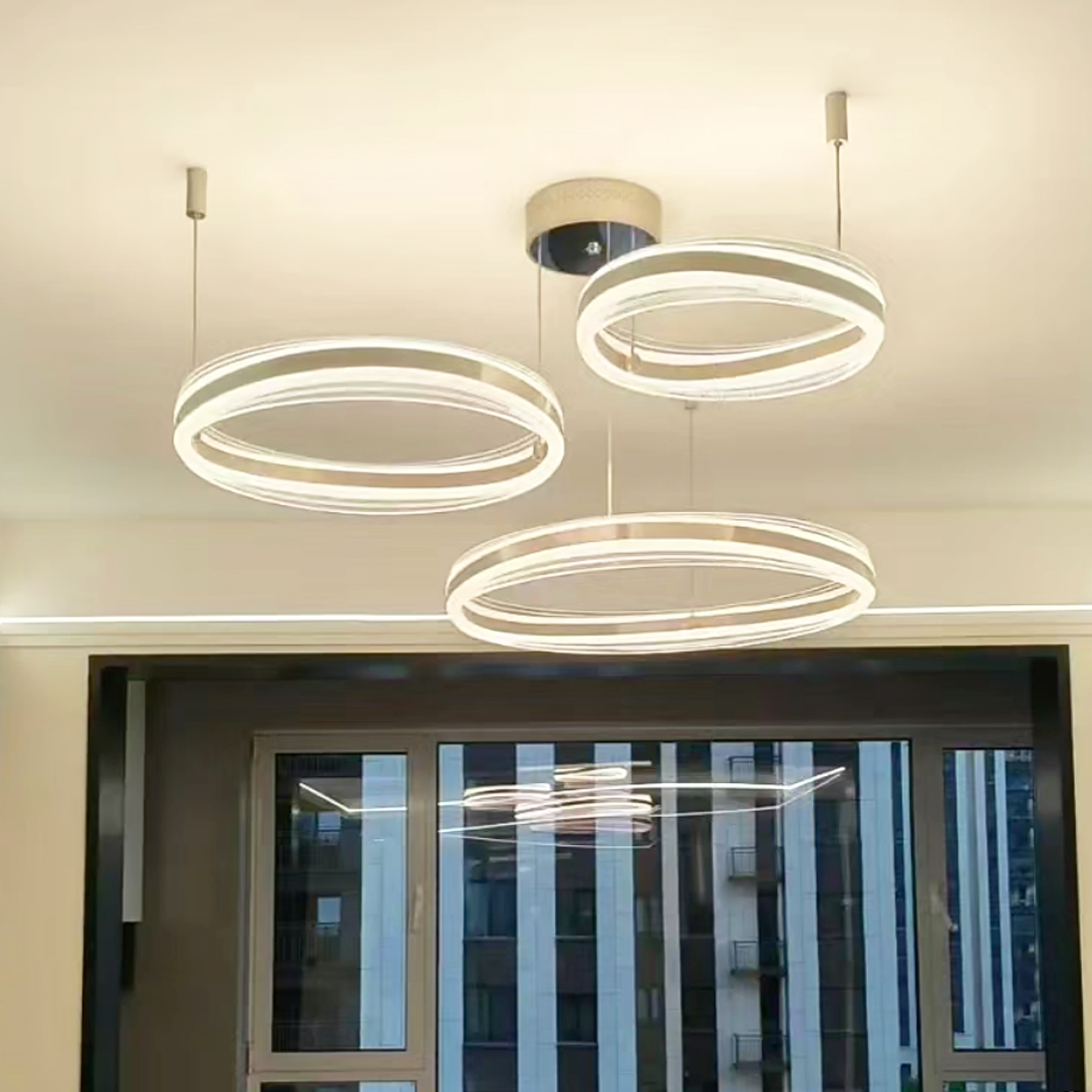 松伟北欧圆环吊灯现代简约客厅餐厅灯轻纱曼舞大厅灯复式楼梯