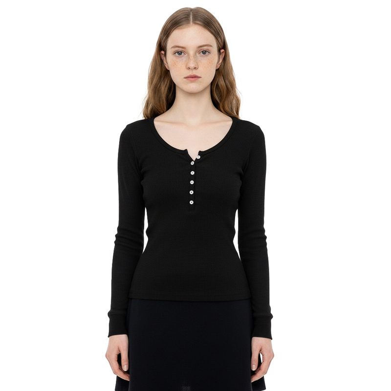 BM经典六粒扣打底衫黑色圆领