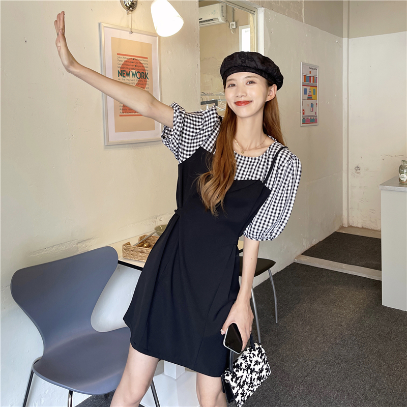 Real price ~ summer new Korean Plaid stitching fake two-piece suspender waist slim dress