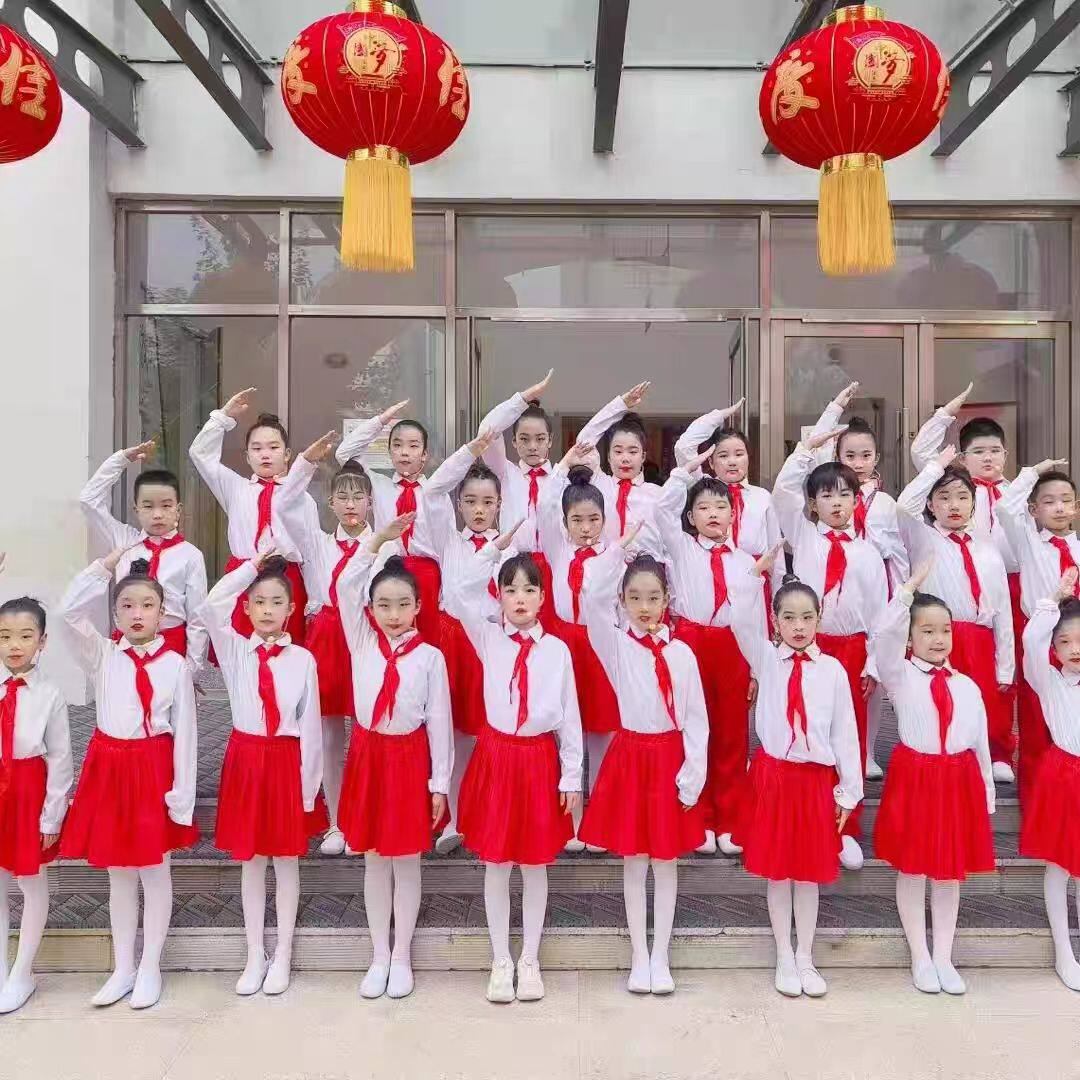 六一儿童红歌合唱朗诵演出服