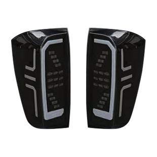 适用于锐骐7锐骐6纳瓦拉尾灯2022款锐骐改装后尾灯LED尾灯熏黑款