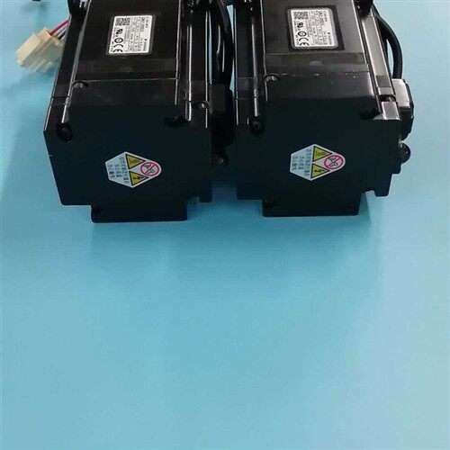 SGM-08V3B4安川伺服马达成色漂亮保质三个月 议价