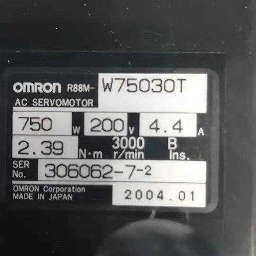 R88M-W75030T  R88D-WT08HOMRON伺服马达驱动器套装成色漂亮