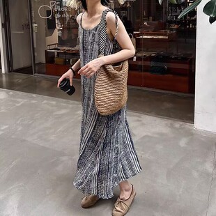 法式慵懒民族风印花吊带连衣裙女夏季新款复古文艺风气质时尚长裙