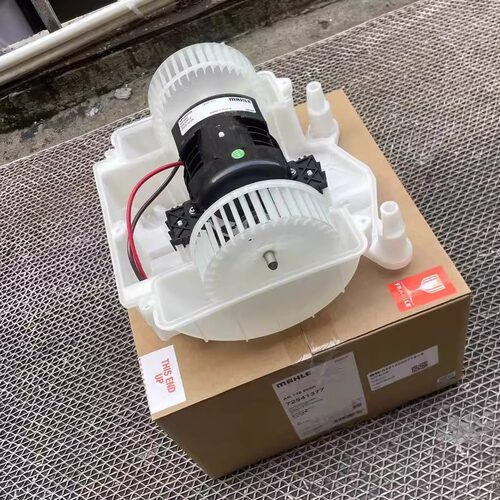 适用奔驰W221S300 S350 S500 S600CL600空调鼓风机马达鼓风机电阻