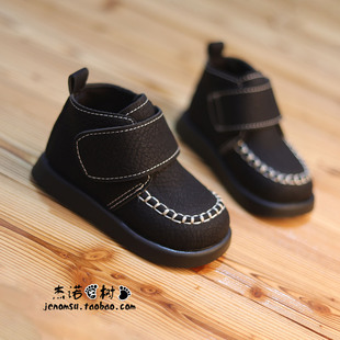 女童靴子2025新款男宝英伦风幼儿园马丁靴1-3-5-6-9岁小学生短靴