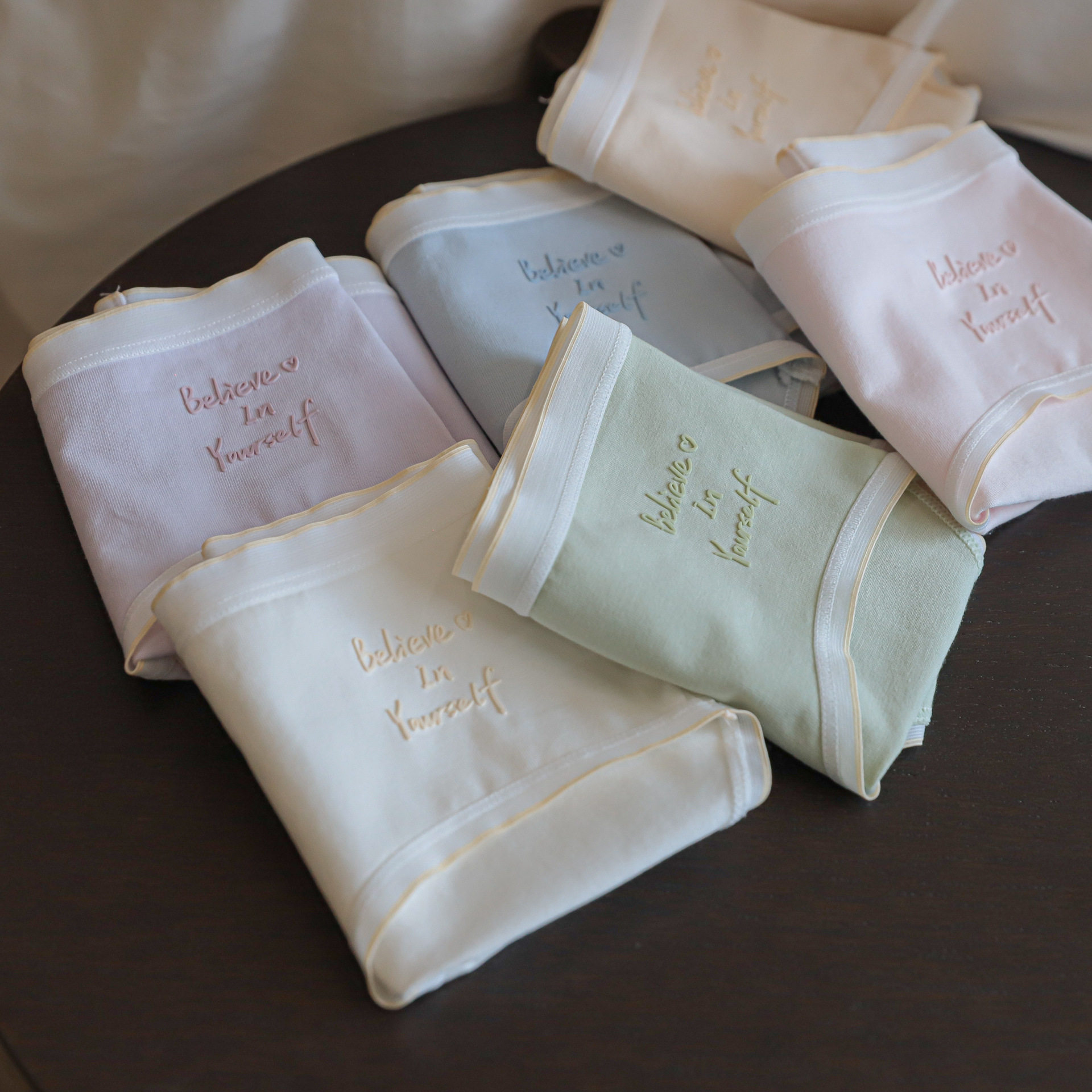 简约全棉基础款女内裤"相信自己"英文滴胶纯棉清新系少女三角裤