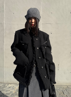 grape wang 原创设计师款小香风黑色毛呢外套女短款流苏边千金风