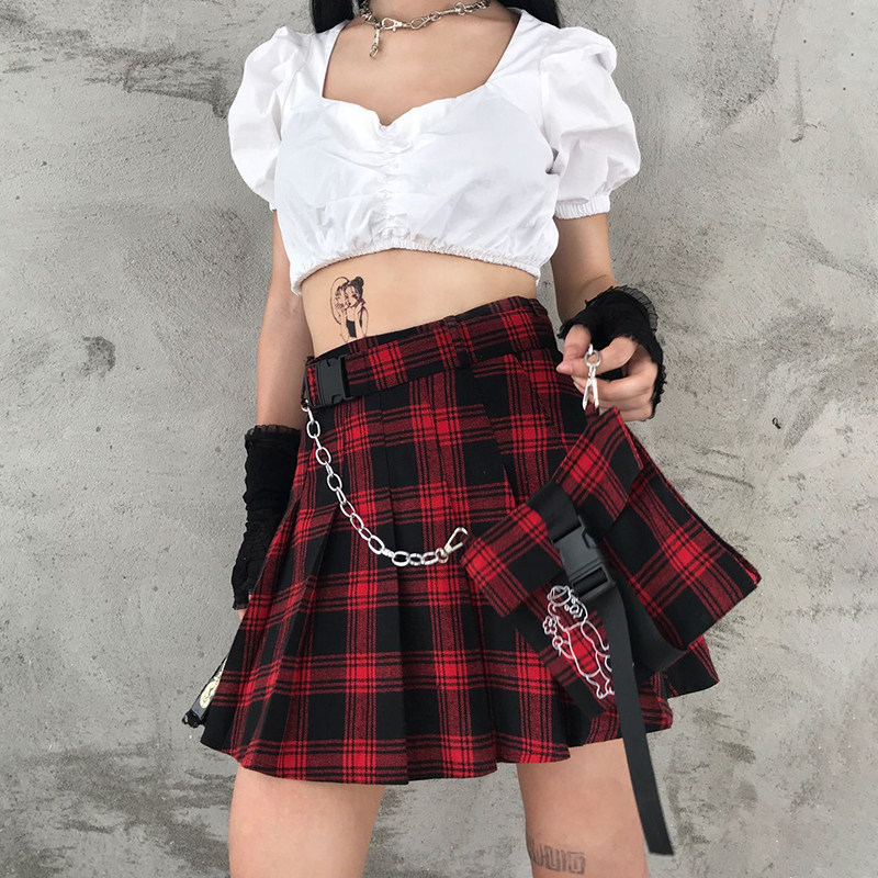 Red and black lattice Short skirt Satchel 2019 Autumn and winter new pattern Paige skirt Punk style Pleated skirtin the Women's clothing/Boutique , Skirts  category - from Buy2taobao.com to provide professional Taobao agent buy service