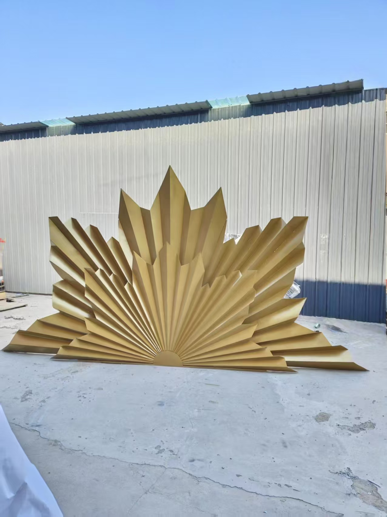 婚庆道具婚礼堂铁艺扇形背景装饰舞台背景装饰铁艺扇形背景装饰