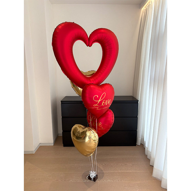 ins风情人节主题爱心爱情熊气球商品橱窗七夕告白氛围活动布置品