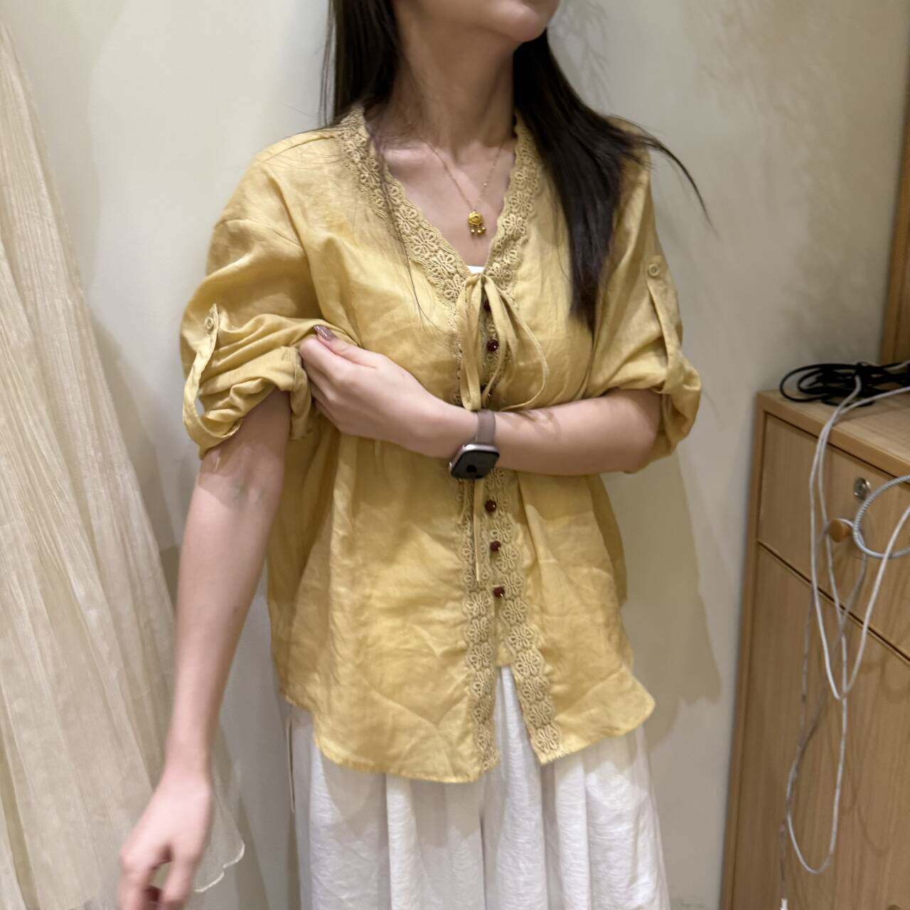 欧货2026夏优雅风100苎麻V领高品蕾丝系绳衬衫女长袖宽松温柔上衣