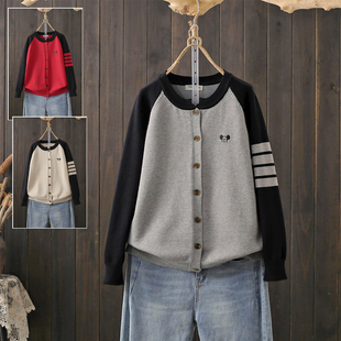 外套 毛衣刺绣圆领单排扣休闲针织开衫 春秋大码 200斤学院风插肩袖