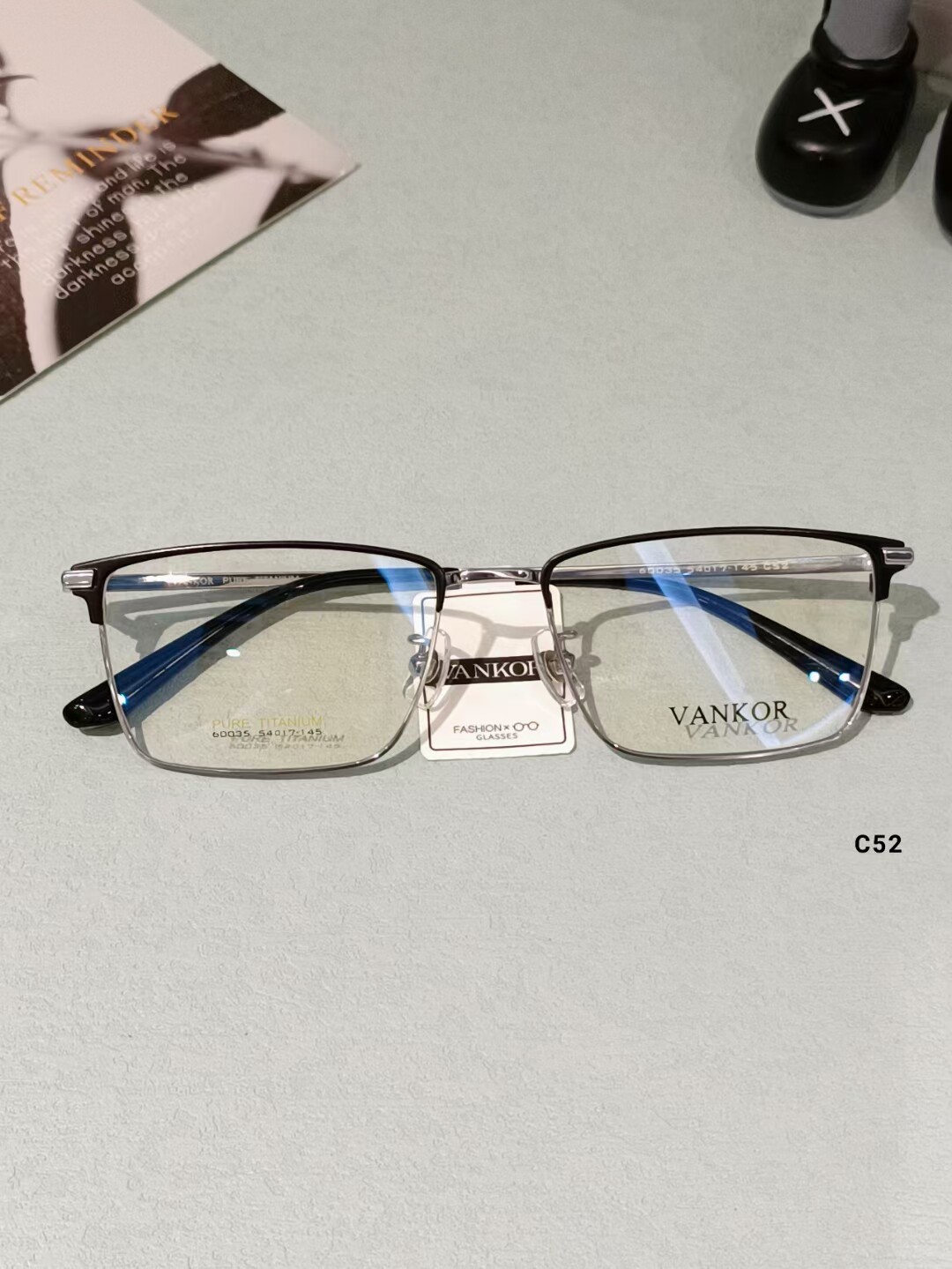 新款纯钛超轻眼镜框男近视眼镜防蓝光可配度数时尚男款眼镜架