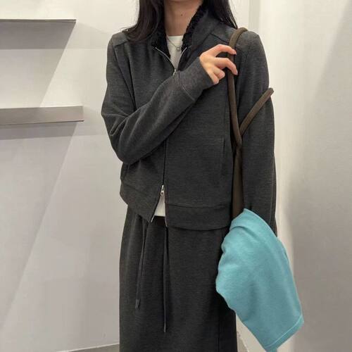 UP韩系秋冬毛领拉链卫衣女老钱