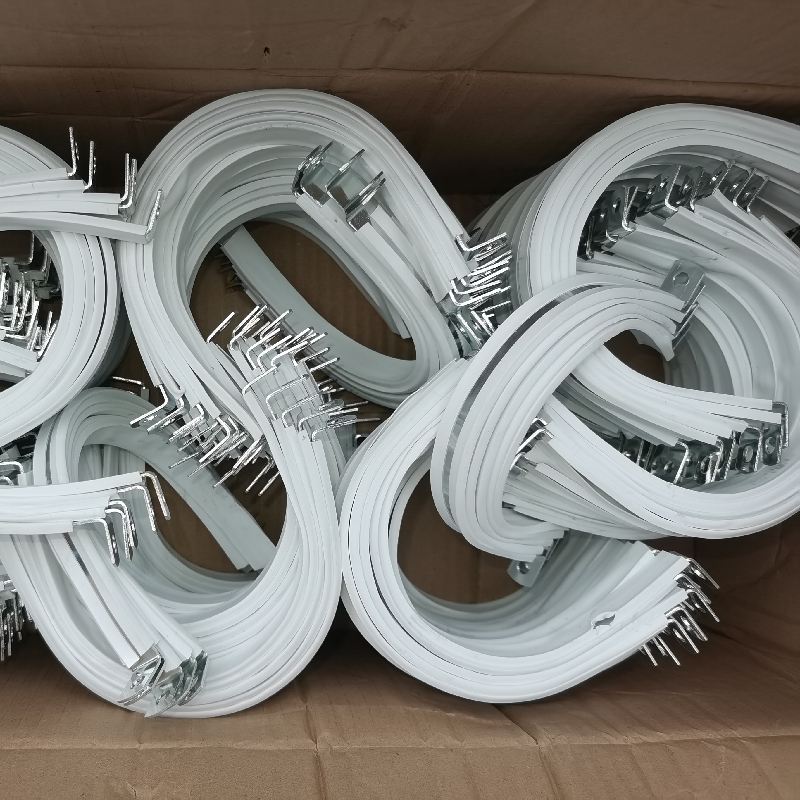 镀锌包胶管卡半边码卡子骑马卡 PVC管卡线管水管管卡欧姆卡