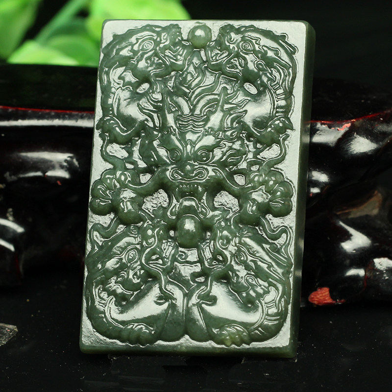 天然新疆和田玉墨青龙玉吊坠玉石