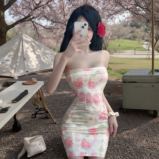 純欲風辣妹性感抹胸吊帶連衣裙女春季 顯瘦氣質(zhì)百搭短裙女 修身 新款