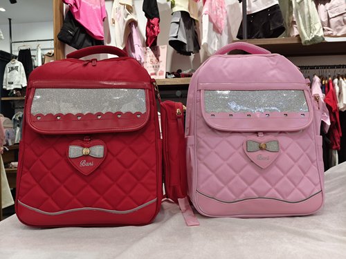 贝妮兔 小学女生1-3年级实体店学院风减负大容量书包送笔袋 368元