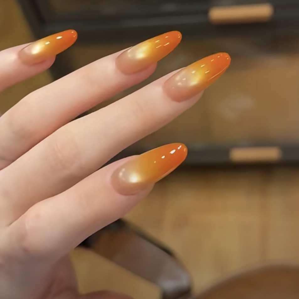 【暖阳】冰透玻璃珠猫眼秋日橘色渐变高级感穿戴甲中长款美甲显白