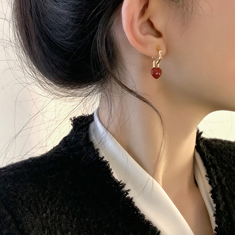 高级秋冬复古红爱心可拆卸耳环