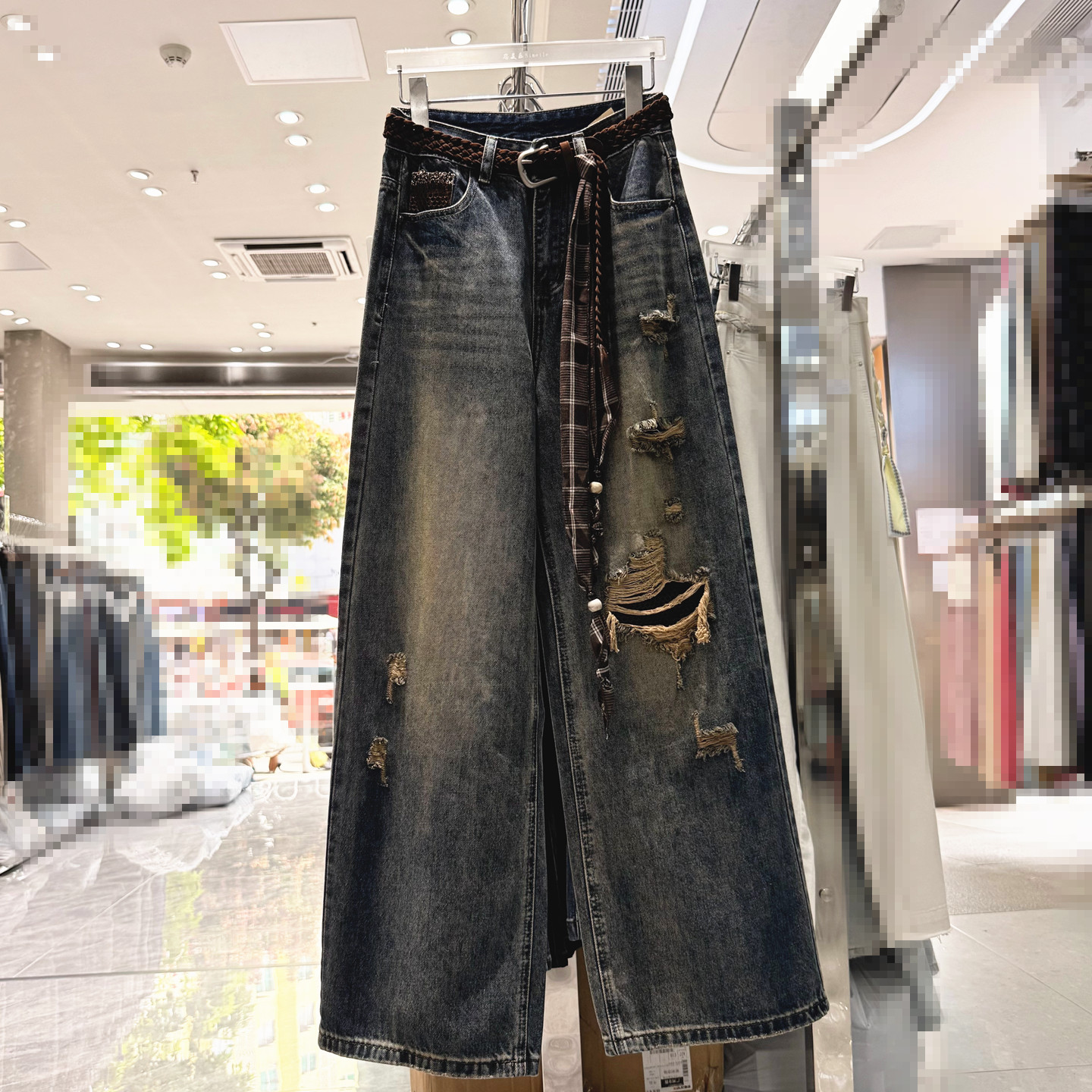 高街美式破洞阔腿牛仔裤女款秋装新款复古蓝高腰宽松垂感直筒长裤