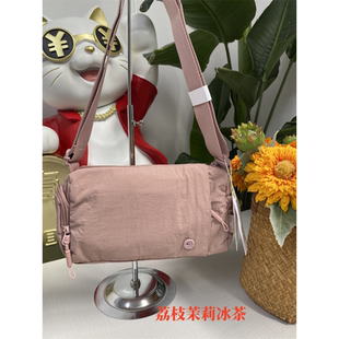 博卜泡芙三代2704直播间同款单肩斜挎包圆桶包防水时尚休闲包出行