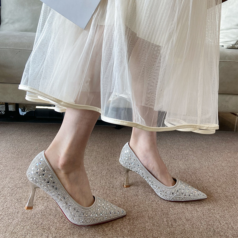 羊皮版~高跟婚鞋女2026新款配婚纱气质高级不累脚浅口水钻单鞋女