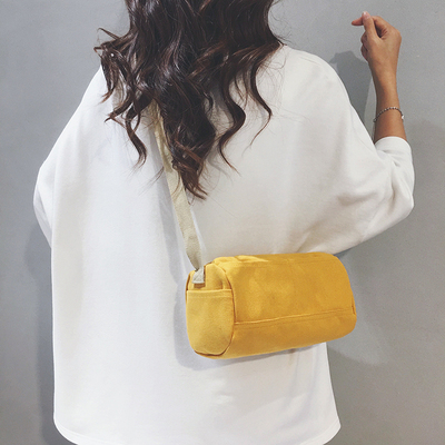 玲澜四色简约松弛感帆布小圆筒包