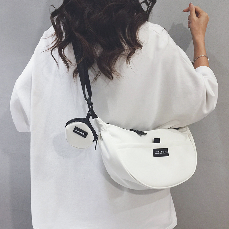 玲澜四色简约帆布饺包斜挎马鞍包