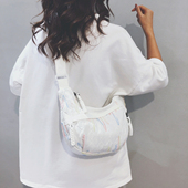 韩国ins风今年流行帆布包女2026新款 休闲百搭通勤旅游斜挎饺子包