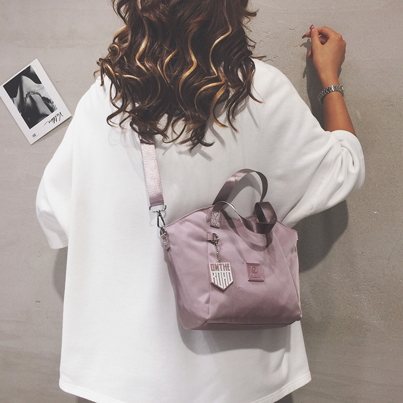 日系尼龙通勤上课上班斜挎小包