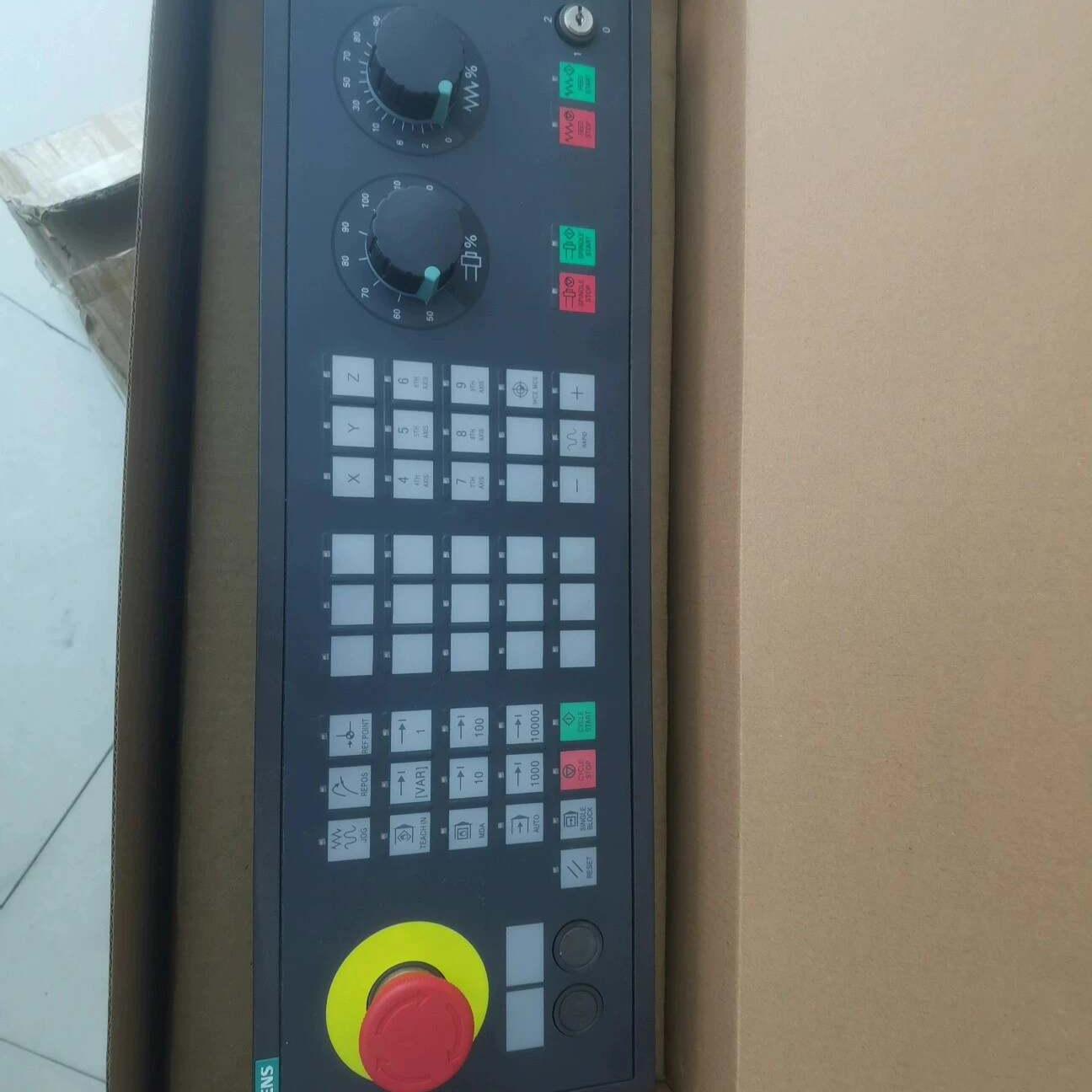 6FC5203-0AF22-1AA2   按键板