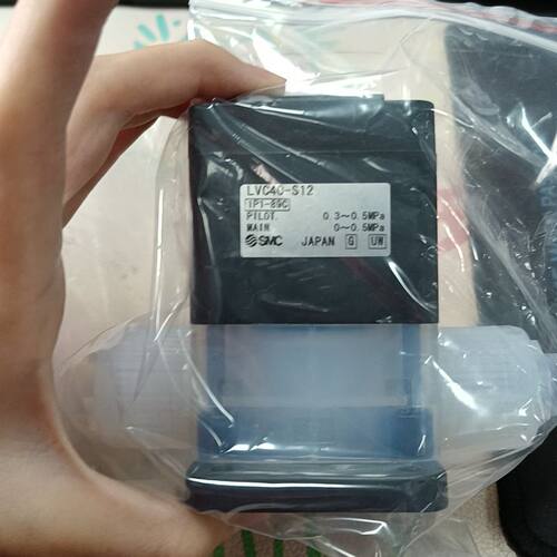 LVC40-S12 二通阀 未使用