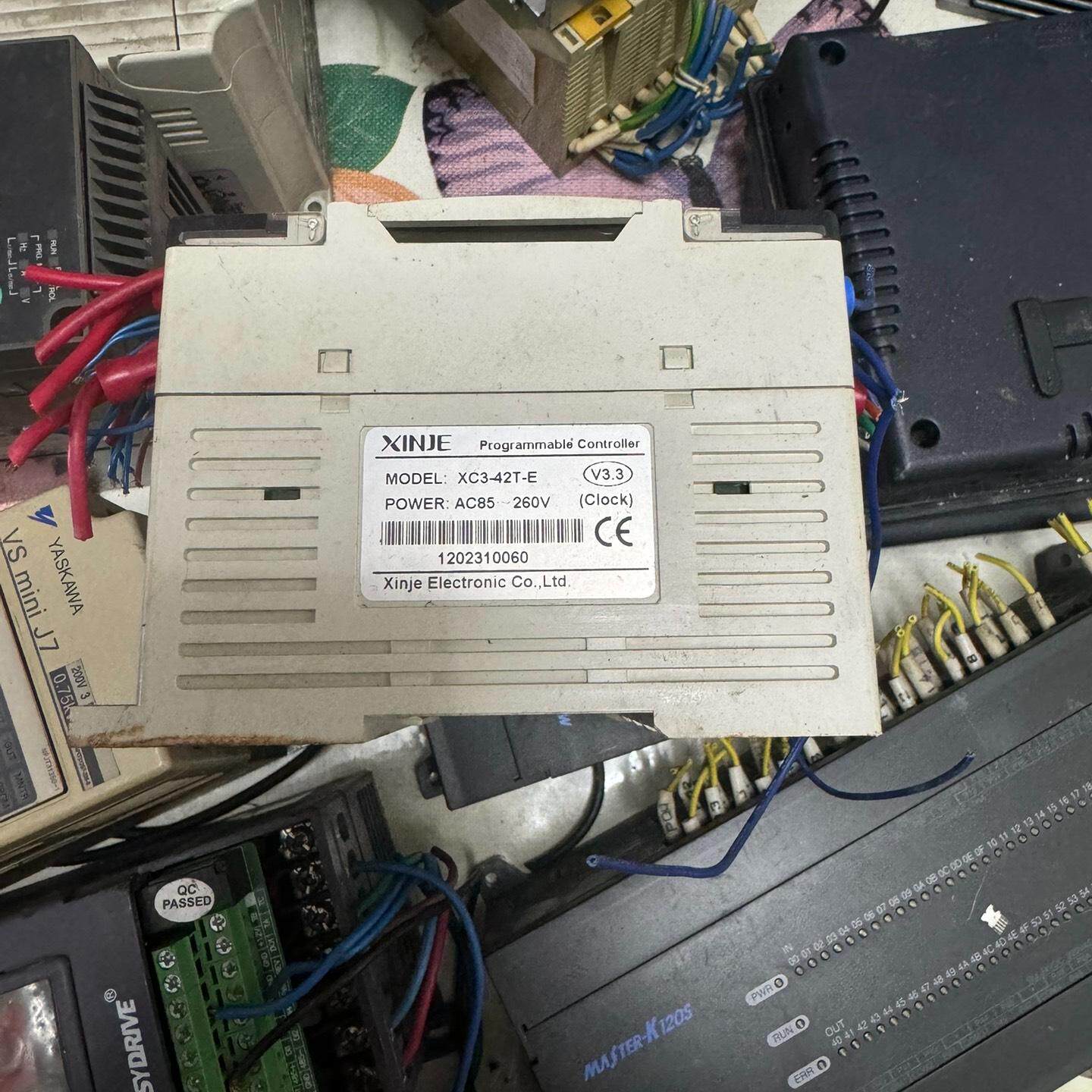 PLC模块XC3-42T-E实物实图 功能好用。