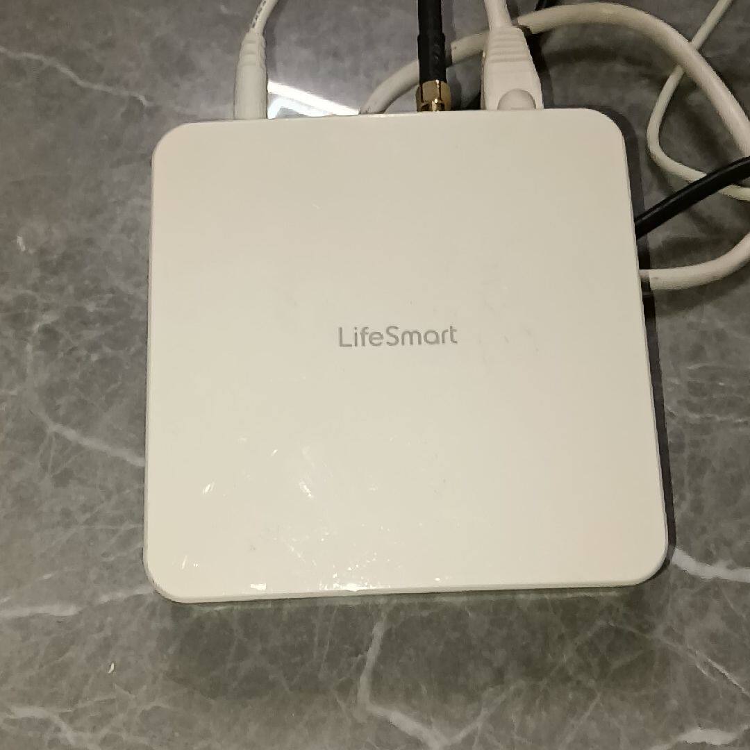 LifeSmart系统网关主机 型号：LS083WH 有需要