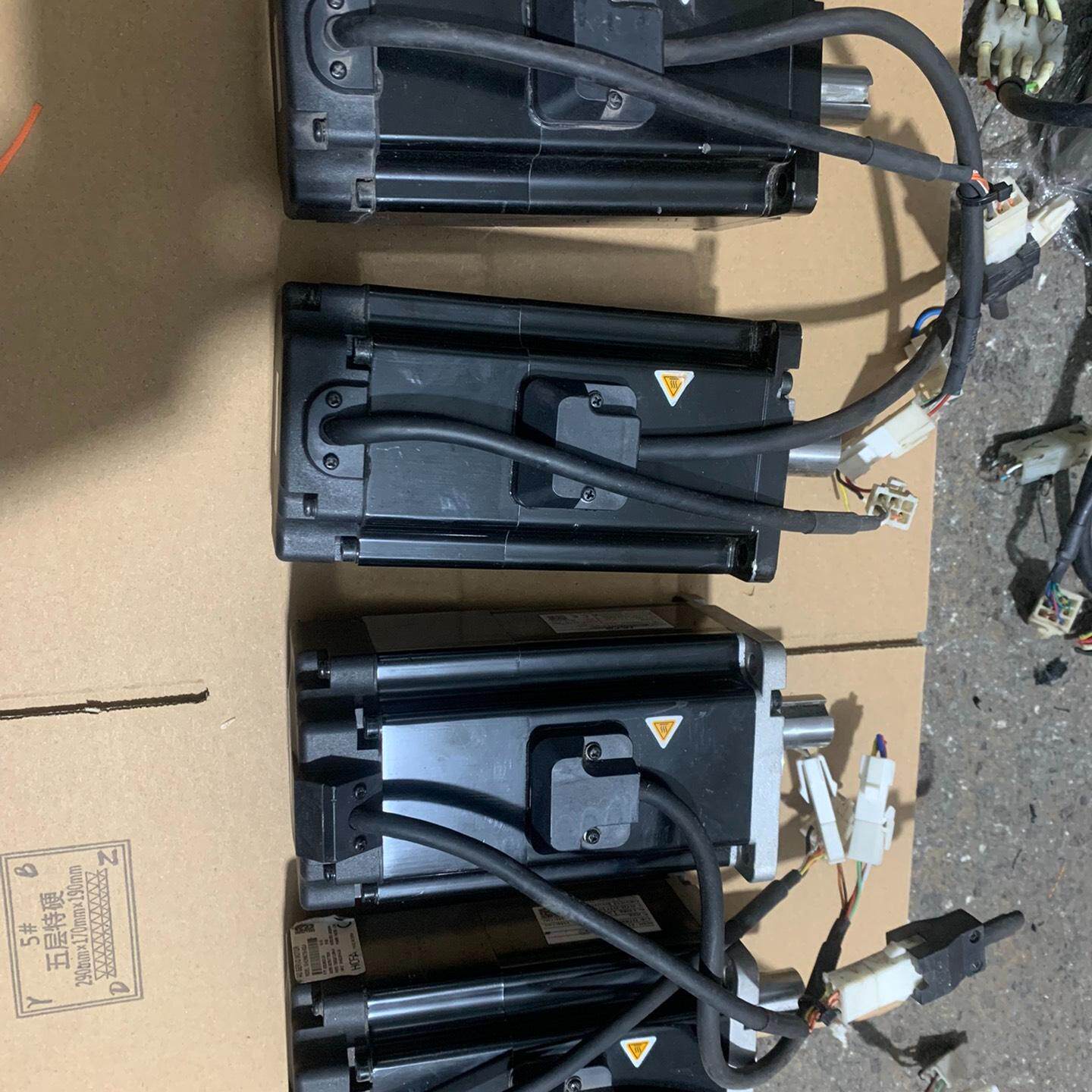 禾川电机、SV－X1MA075A－B2LA、4台成色如图功能