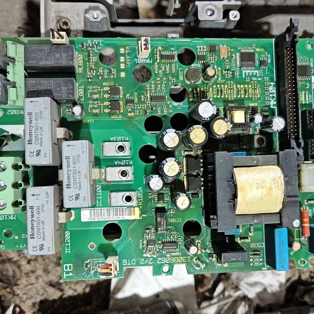 丹佛斯驱动板130B6062 成色如图 拆机包好50 有