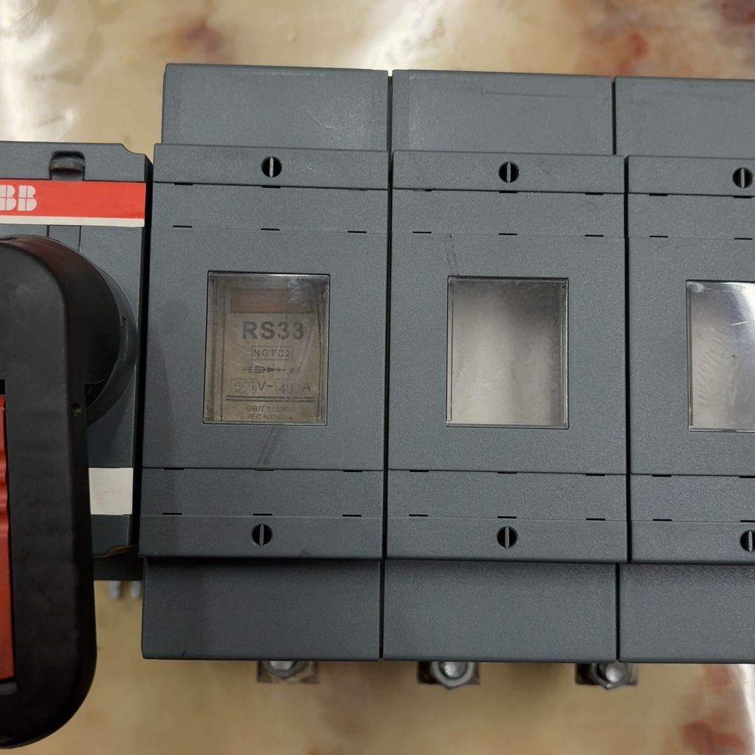 熔断器开关OS400D03 3P 400A规格 含40