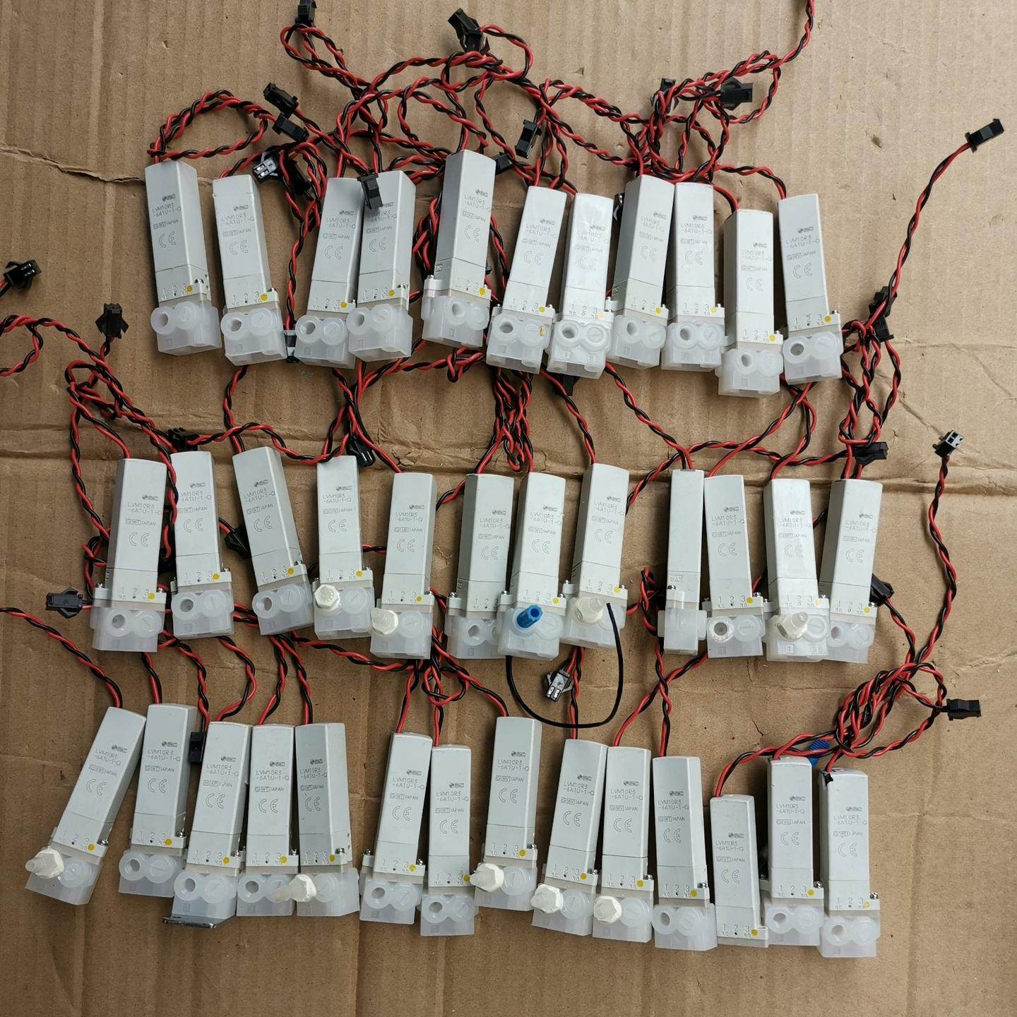 电磁阀LVM10R3-6A1U-1-Q；小型化学液用电