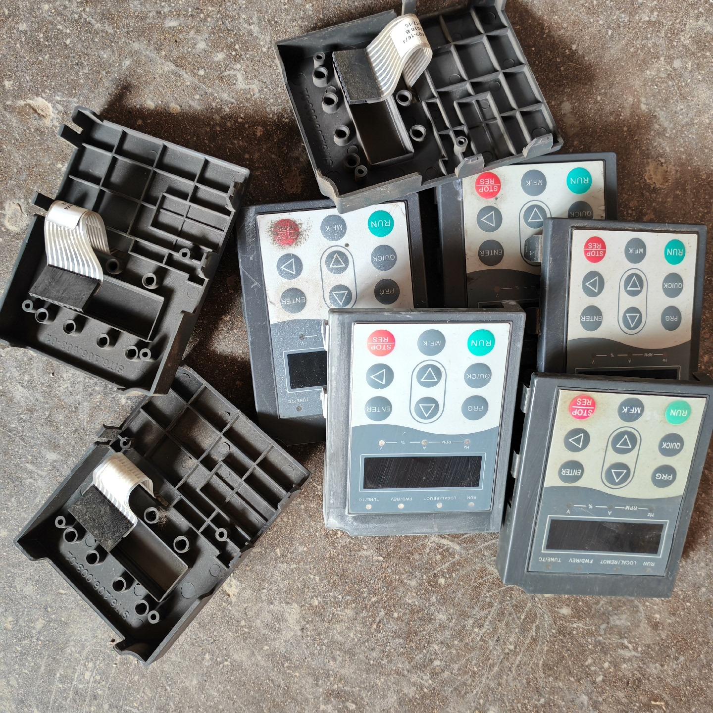 汇MMD320变频器面板及排线