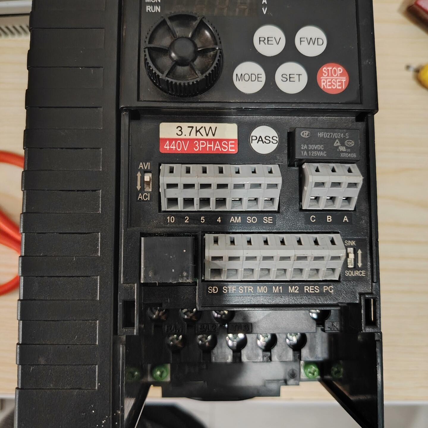 士林3.7kw变频器 SS2-043-3.7K