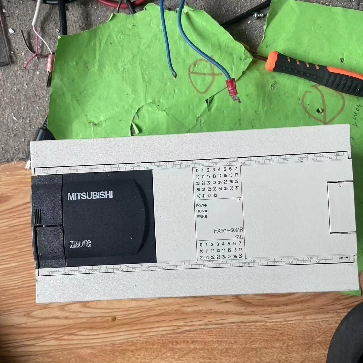 PLC FX3GA-60MR-CM一台 拆机 正