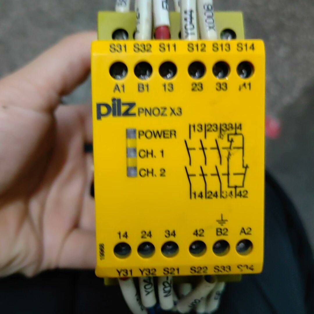 皮尔兹继电器X3  774310！设备拆机 功能正常使用 实