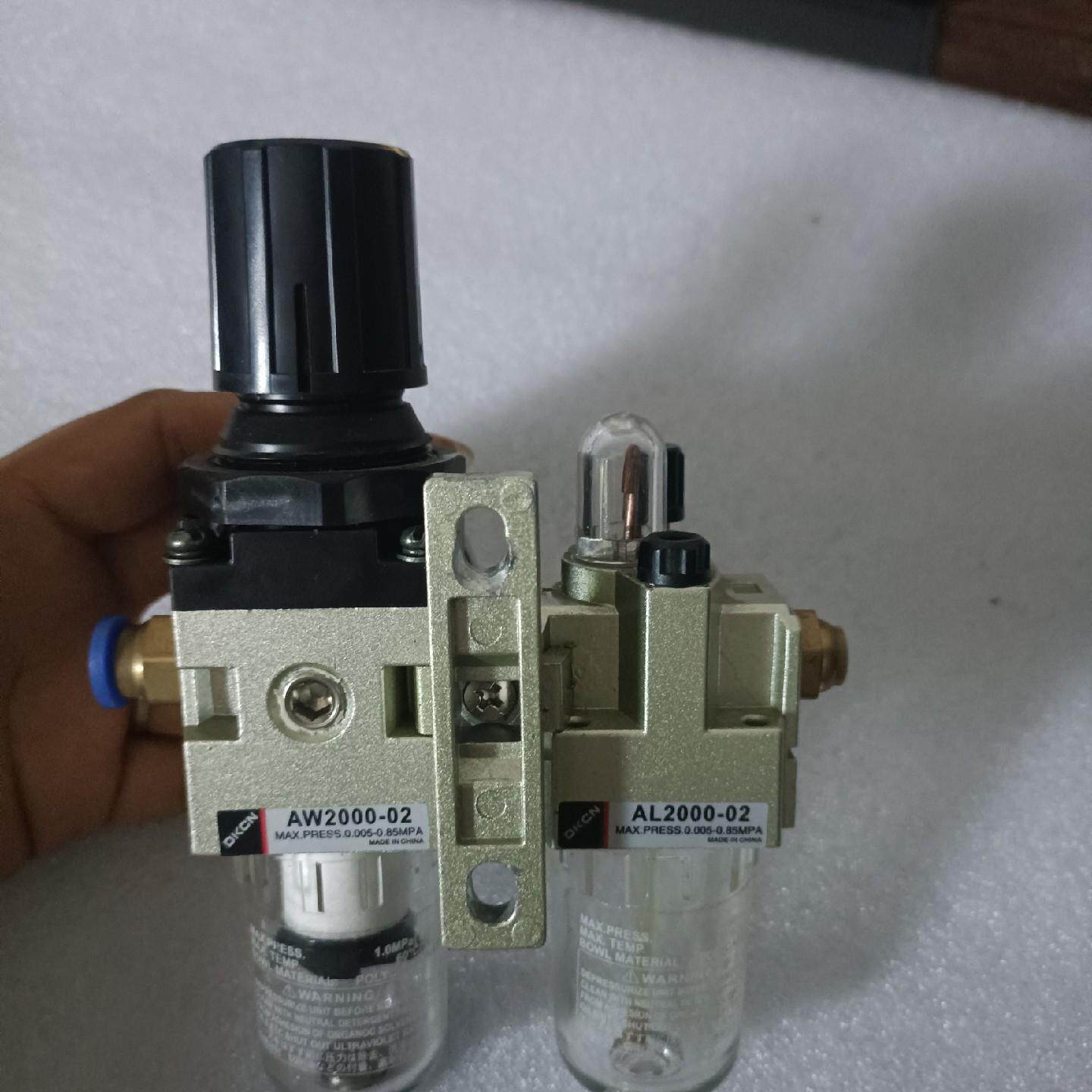 气源处理器D K C N  AW2000-02     A