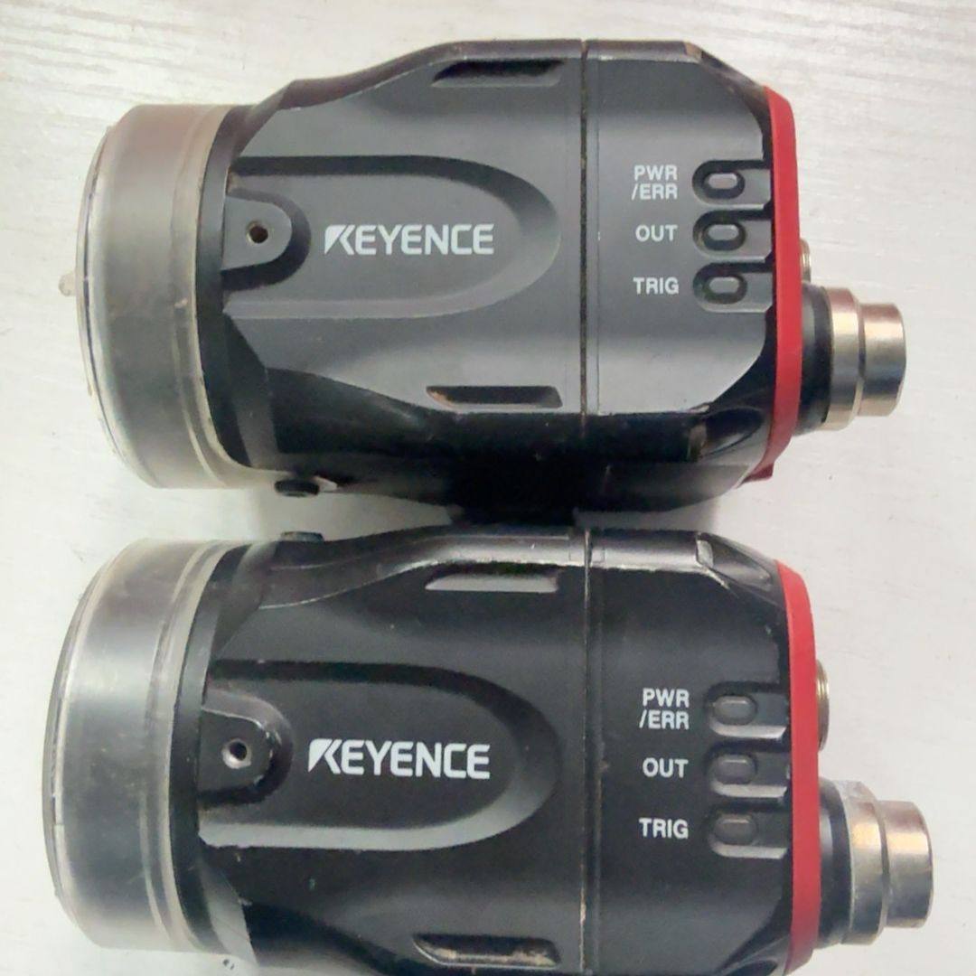 KEYENCE IV-150MA 传感器 成色如图 功