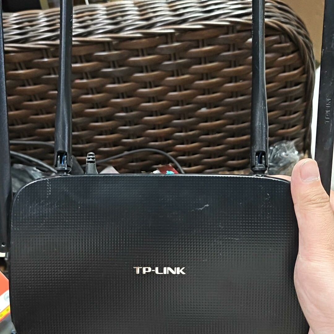 TPLINK5620千兆易展版 功能一切正常 带电源。售出不