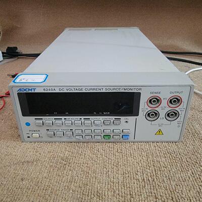 爱德万 R6240A直流电压电流源标准源源表 屏幕严重老化